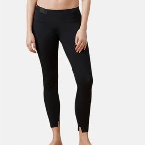 ADAY Crop and roll pants